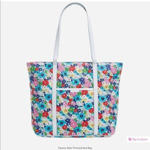 Vera Bradley Factory style Trimmed tote